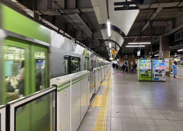 主要な駅で活用されているタブレット　どんな業務に利用されている？